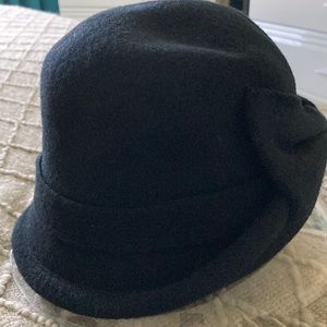 Black wool hat
